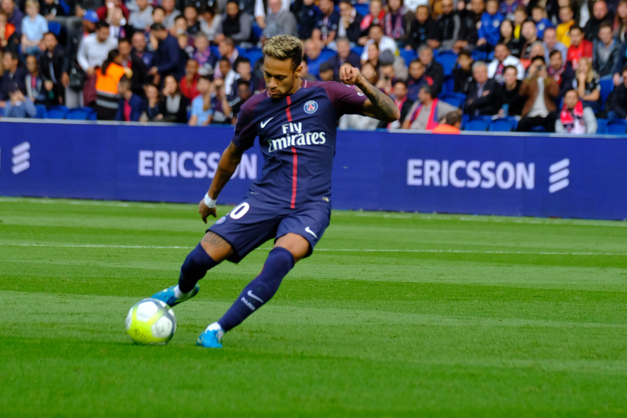 法布里齐奥·罗马诺透露，曼联与JJ·加布里埃尔的处境比最初预想的还要糟糕。（法布里齐奥·罗马诺：曼联与JJ·加布里埃尔的局势比预期更不妙）