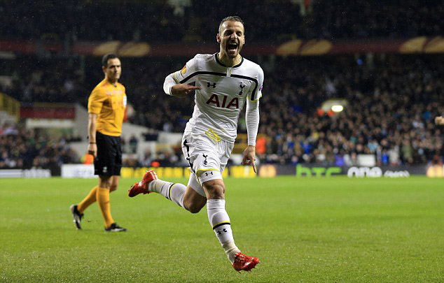 塞尔吉尼奥：莱奥必须面向球门；希望恩昆库能尽快融入（塞尔吉尼奥：莱奥应直面球门，盼恩昆库尽快融入球队）