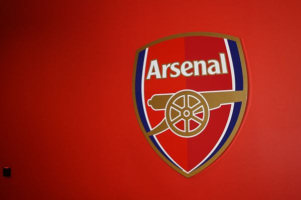 记者：穆斯卡特并不是被“气”走了，他是抽空去上了个厕所