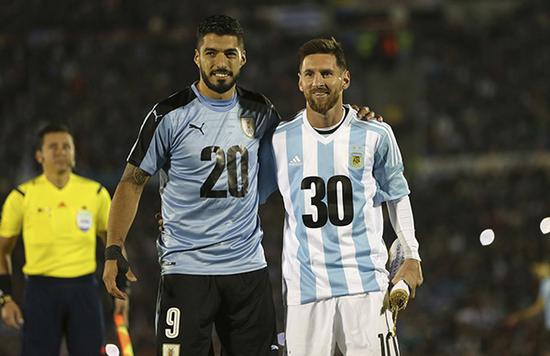 尤尔曼德：马扎腿部有些不适；霍夫曼预判强，是球队重要一员（尤尔曼德：马扎腿部轻微不适，霍夫曼预判出色系球队重要一员）