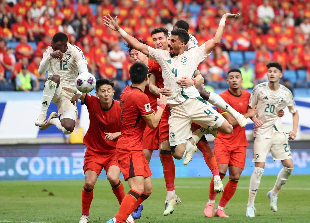 沙特基金和国际足联携手，为发展中国家体育基建提供财政支持（沙特基金与国际足联联手，资助发展中国家体育基础设施建设）