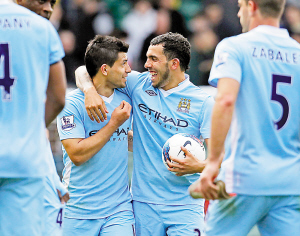 有惊无险，小麦和孔蒂所乘飞机警告灯误报导致飞机迫降（虚惊一场，小麦与孔蒂所乘航班因警报灯误报紧急降落）