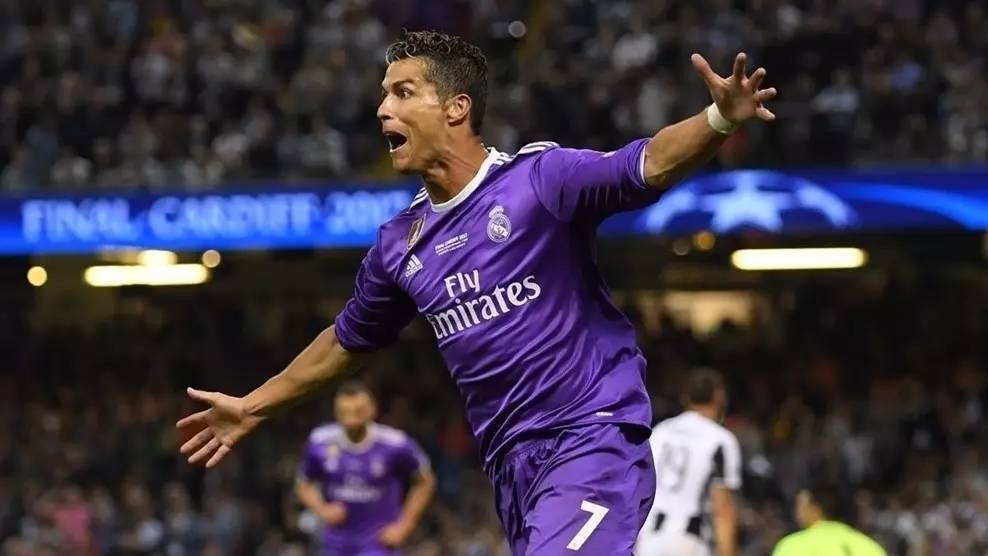 科莫总监：除为帕斯提供比赛与成长环境，我不知道还能做什么（科莫总监：除了给帕斯出场机会和成长土壤，我也想不到还能做什么）