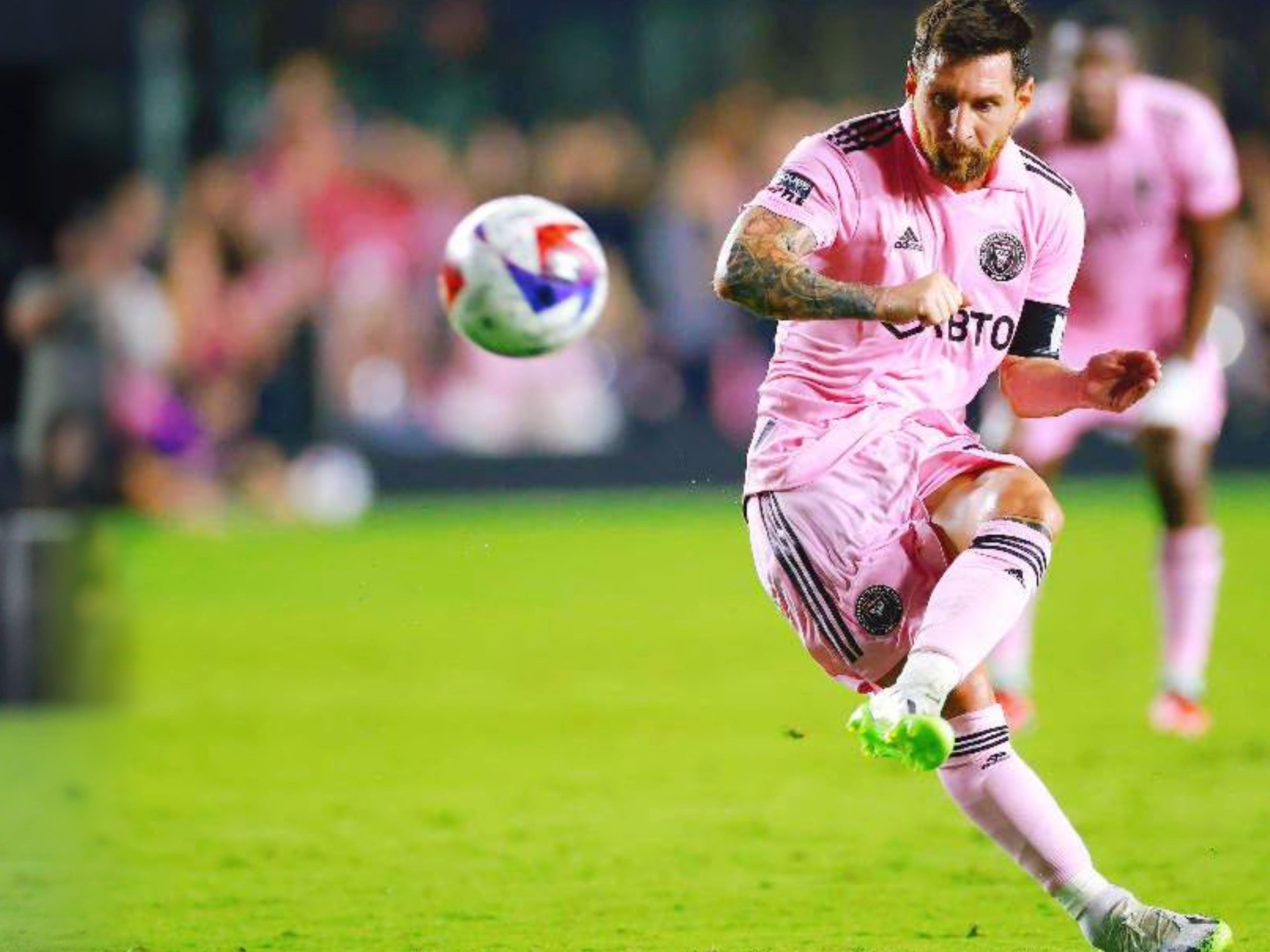 在首发情况下连续6场欧冠进球，哈兰德职业生涯第二次做到（哈兰德职业生涯第二次达成首发连续6场欧冠破门）