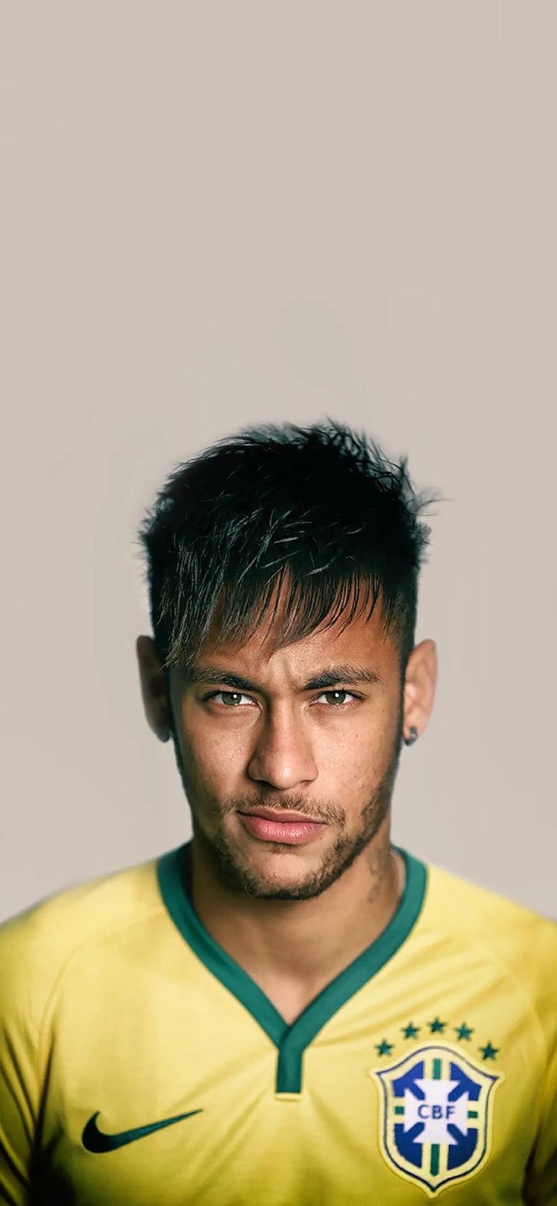 南美国家队历史射手榜全新发布！梅西114球领跑，效率仅次内马尔位居第二（南美队史射手榜新鲜出炉：梅西114球登顶，效率仅逊内马尔列第二）