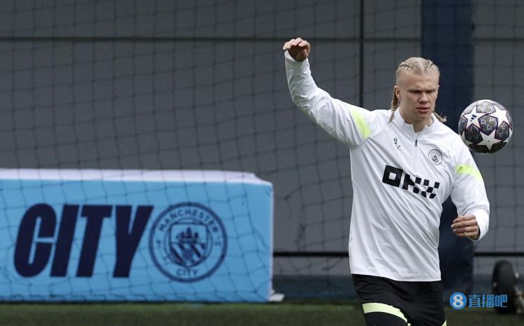 今天是海港足球俱乐部一线队球员武磊的生日，让我们...