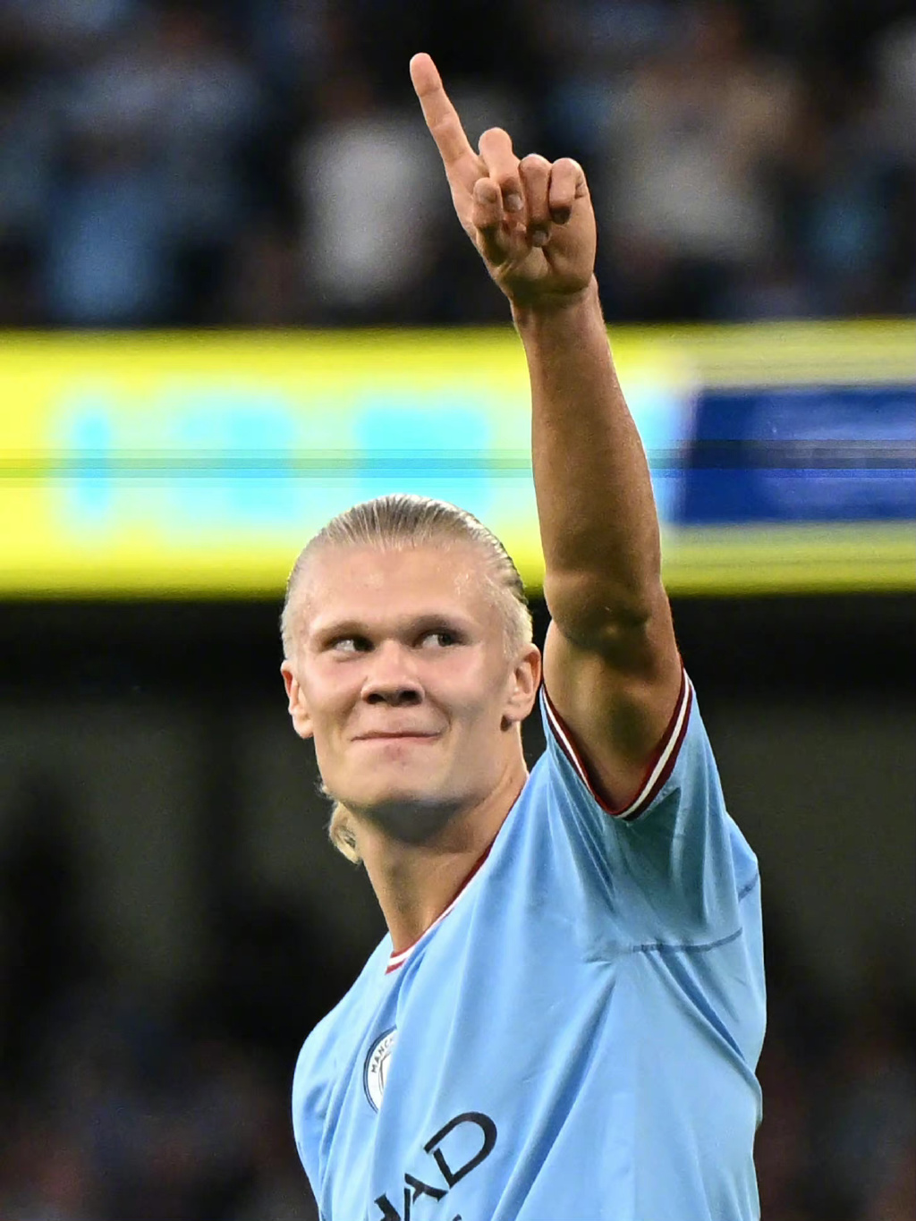 世界杯历史经典比赛回顾（历届世界杯经典对决回眸）