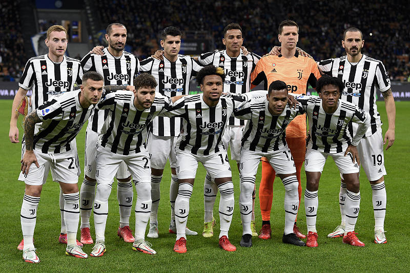 帕克：齐尔克泽远不及谢什科，德利赫特已成英超最佳后卫之一（帕克评价：齐尔克泽不及谢什科，德利赫特已跻身英超顶级中卫行列）