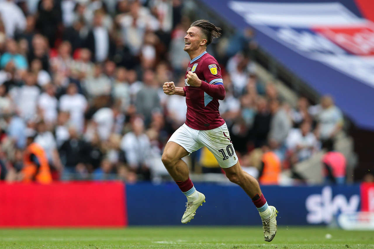 会师美职联决赛，梅西过往面对穆勒3胜7负处于下风（美职联决赛相逢：梅西对穆勒历史战绩3胜7负，处于劣势）